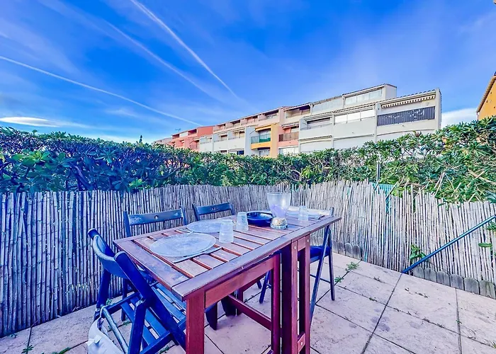 Apartment 4 Pers- Piscine- Proche Mer- Flanerie *